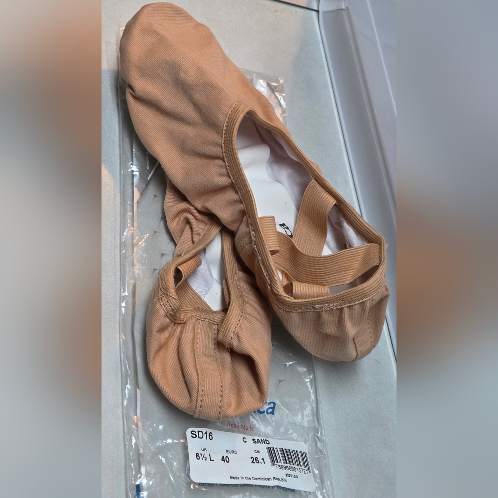 So Dansa Bliss SD16 (Adult) Canvas Split Sole Ballet Shoe Sand Sz 40 UK 6.5L